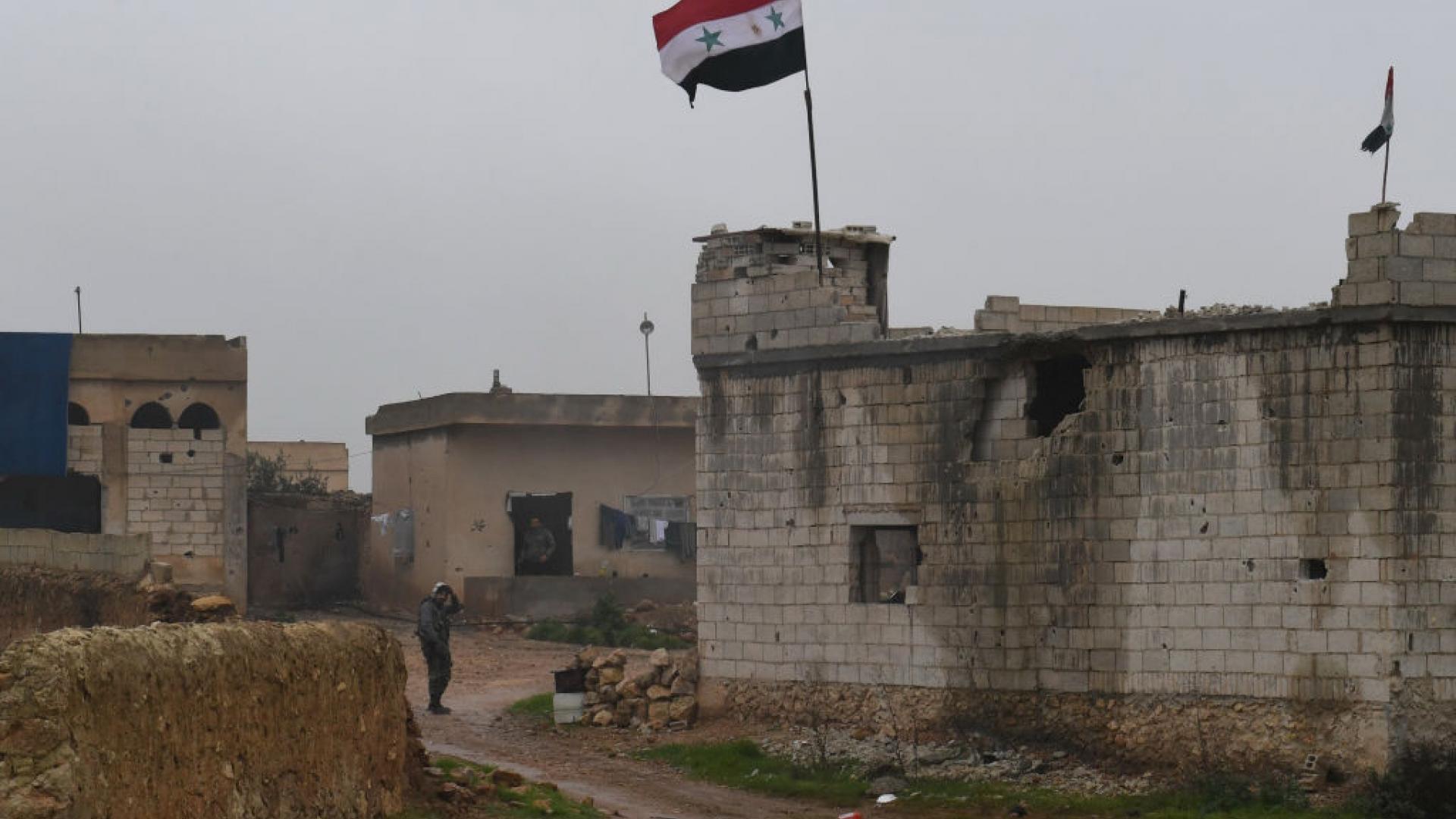 سوريا تعلن انسحاب 400 مقاتل كردي من منبج: قافلة تضم أكثر من 30 سيارة